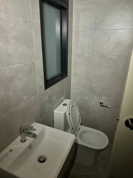 Servis Apartment untuk Disewa di Arunya @ KL North - Yi Jun Cham - Bathroom - PropertyGuru.com.my