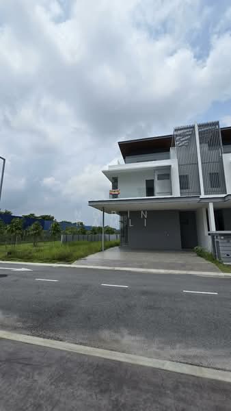 Rumah Berkembar untuk Dijual di Klang (Selangor) - Norin Ramli - Exterior - PropertyGuru.com.my