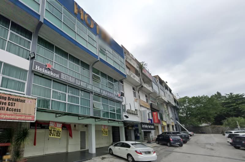 Shop for Sale in Kuchai Lama (Kuala Lumpur) - Benjamin Lai - Exterior - PropertyGuru.com.my