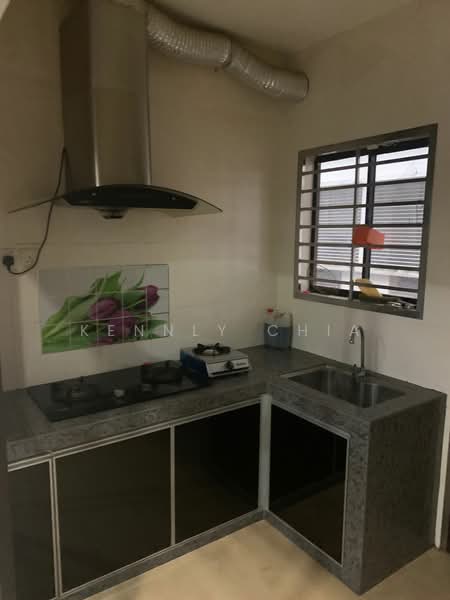 Rumah Teres 2 Tingkat untuk Disewa di Permas Jaya (Johor) - Kennly Chia - Kitchen - PropertyGuru.com.my