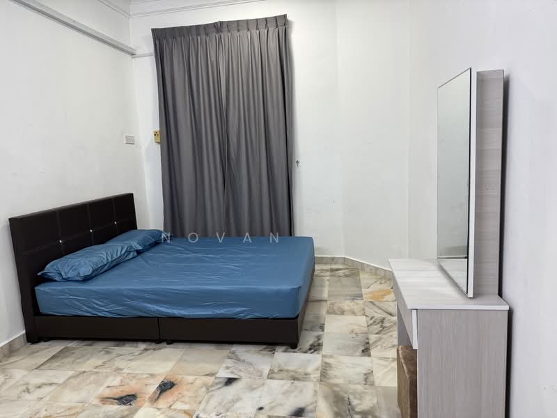 1-storey Terraced House for Rent in Taman Universiti (Skudai) - Novan Loo - Bedroom - PropertyGuru.com.my
