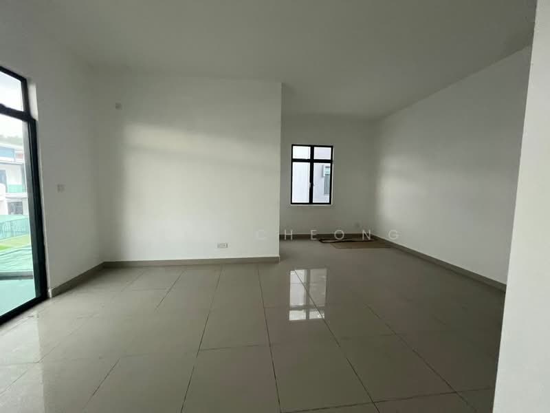 Terraced House for Sale in Taman Pulai Bestari (Skudai) - Vera Cheong - Living Room - PropertyGuru.com.my