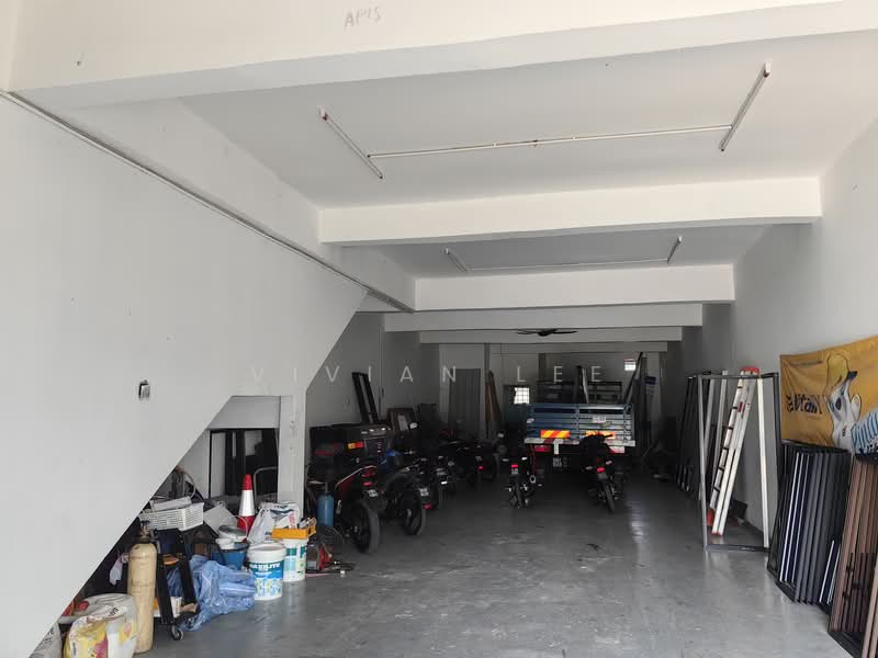 Terrace Factory for Sale in Ijok (Selangor) - Vivian Lee - Car Park - PropertyGuru.com.my