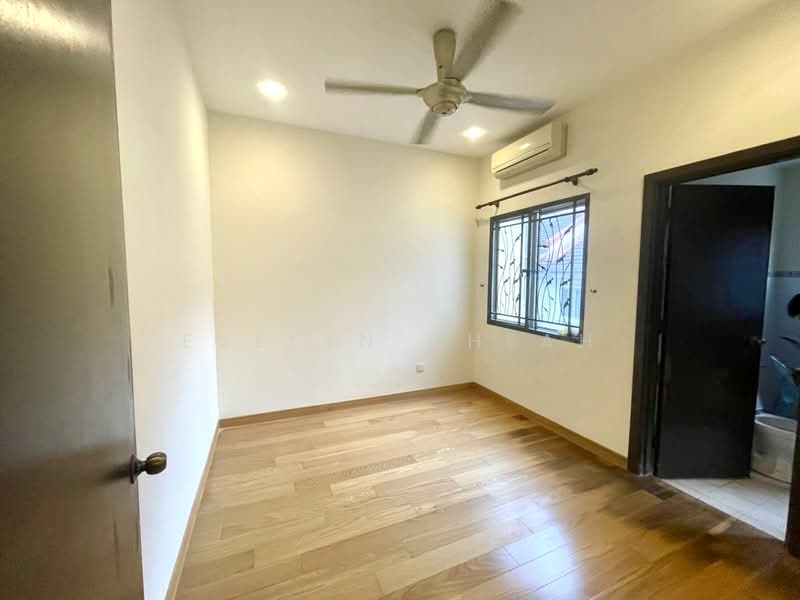 Rumah Teres untuk Dijual di Taman Puchong Hartamas (Puchong) - Evelyn Cheah - Bedroom - PropertyGuru.com.my