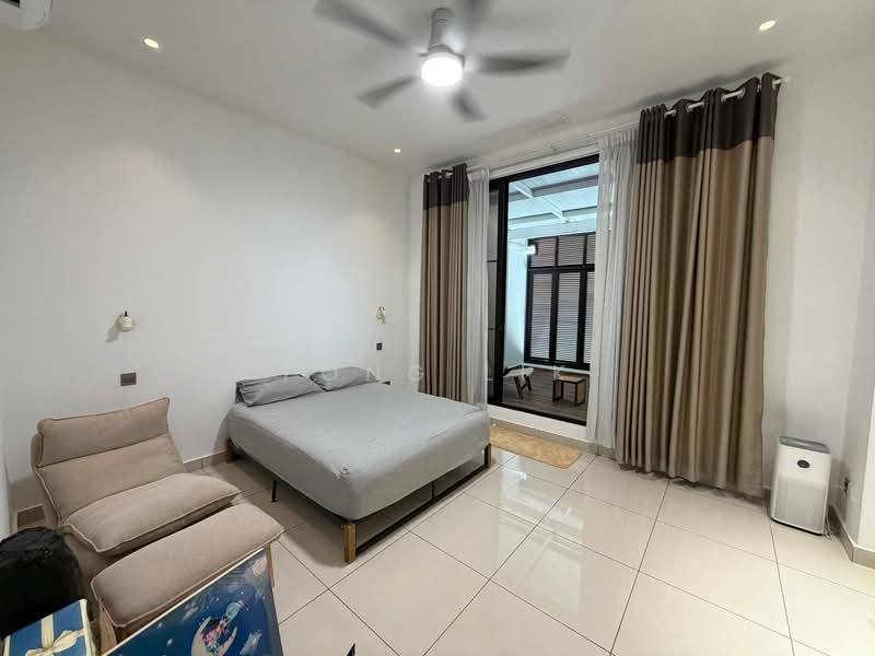 2-storey Terraced House for Sale in Taman Austin Duta (Tebrau) - Fong Lik - Bedroom - PropertyGuru.com.my