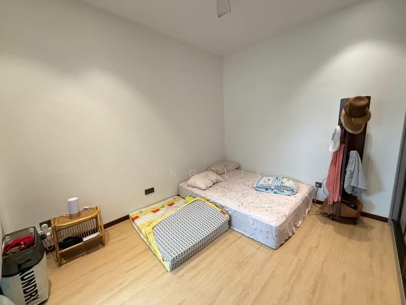 2-storey Terraced House for Sale in Taman Austin Duta (Tebrau) - Fong Lik - Bedroom - PropertyGuru.com.my