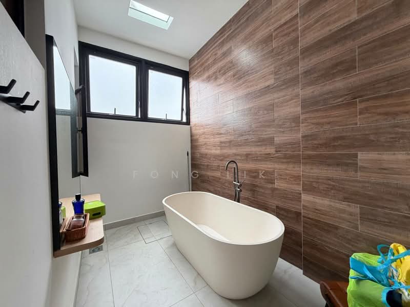 2-storey Terraced House for Sale in Taman Austin Duta (Tebrau) - Fong Lik - Bathroom - PropertyGuru.com.my