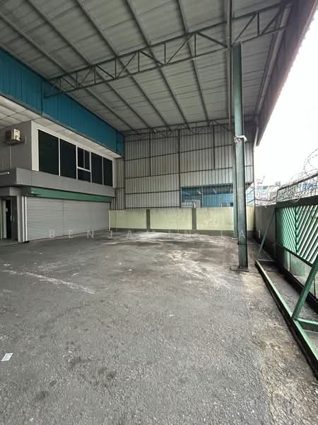 Semi-D Factory for Sale in Petaling Jaya (Selangor) - Benjamin Lai - Exterior - PropertyGuru.com.my