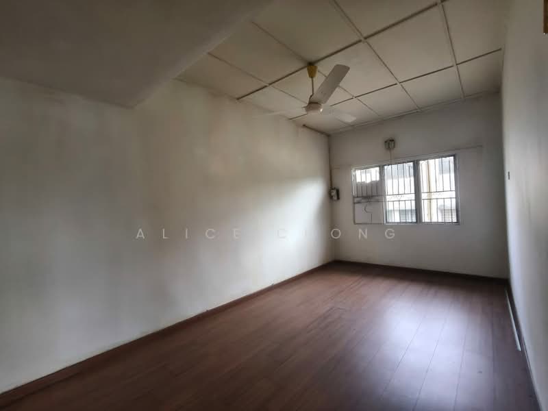 2-storey Terraced House for Sale in Taman Berlian (Kajang) - Alice Chong - Interior - PropertyGuru.com.my