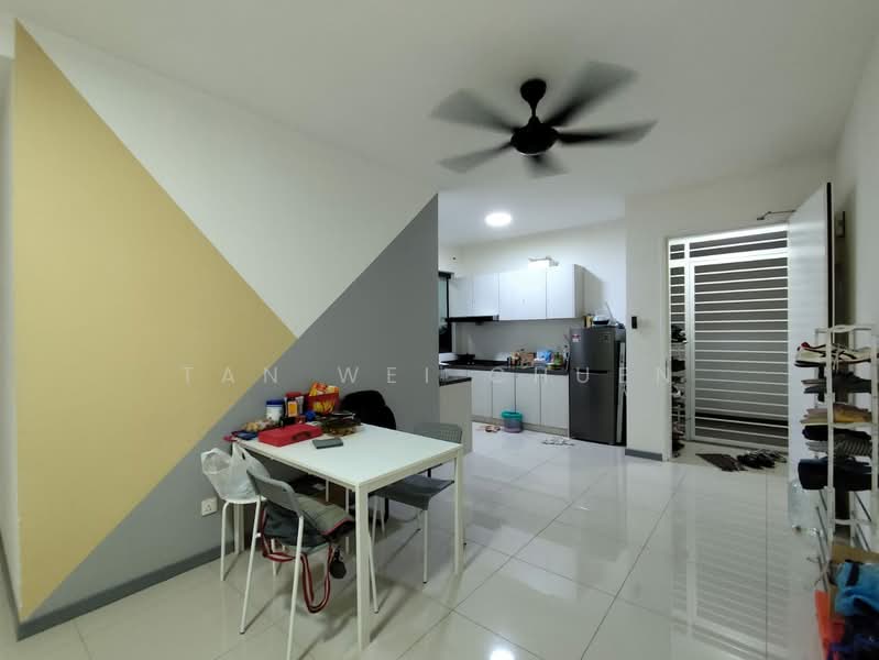 Servis Apartment untuk Disewa di United Point (Residensi Berpadu) - Tan Wei Chuen - Dining Room - PropertyGuru.com.my
