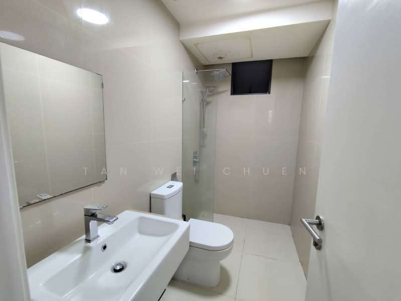 Servis Apartment untuk Disewa di United Point (Residensi Berpadu) - Tan Wei Chuen - Bathroom - PropertyGuru.com.my