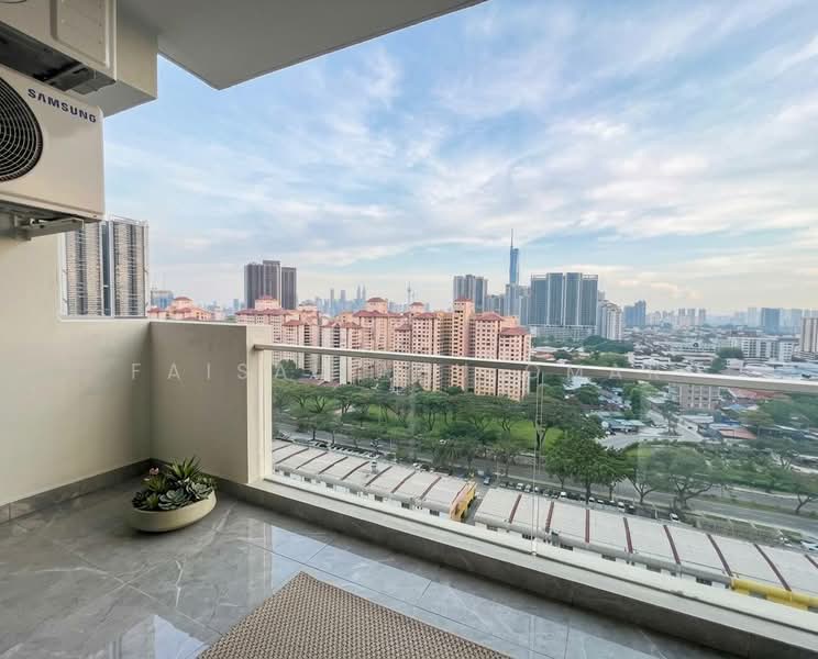 Servis Apartment untuk Dijual di Platinum Lake PV 21 - Faisal Abu Omar - Balcony - PropertyGuru.com.my