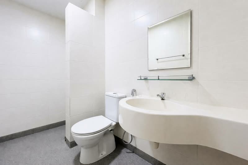 Servis Apartment untuk Dijual di Platinum Lake PV 21 - Faisal Abu Omar - Bathroom - PropertyGuru.com.my