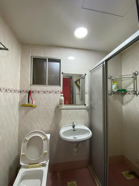 Condominium for Rent at Pelangi Damansara - Emily Kho - Bathroom - PropertyGuru.com.my