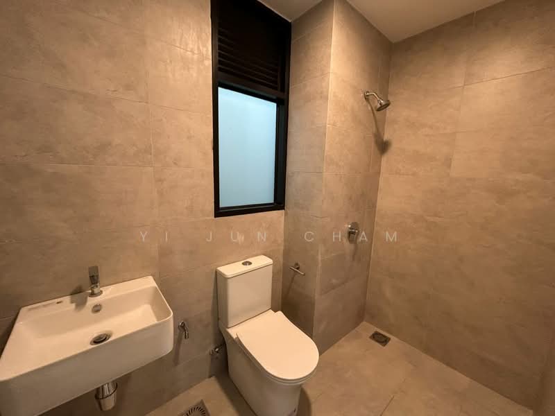 Servis Apartment untuk Disewa di Arunya @ KL North - Yi Jun Cham - Bathroom - PropertyGuru.com.my
