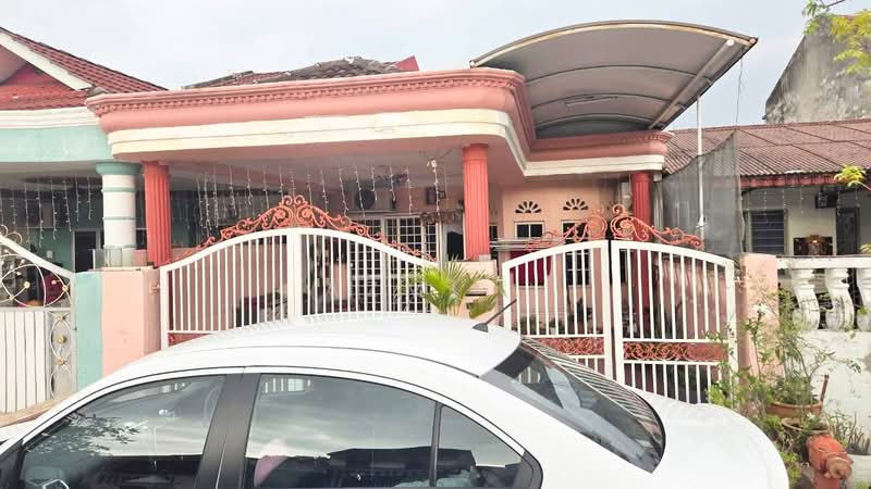 1.5-storey Terraced House for Sale in Kapar (Selangor) - Azmi . - Exterior - PropertyGuru.com.my