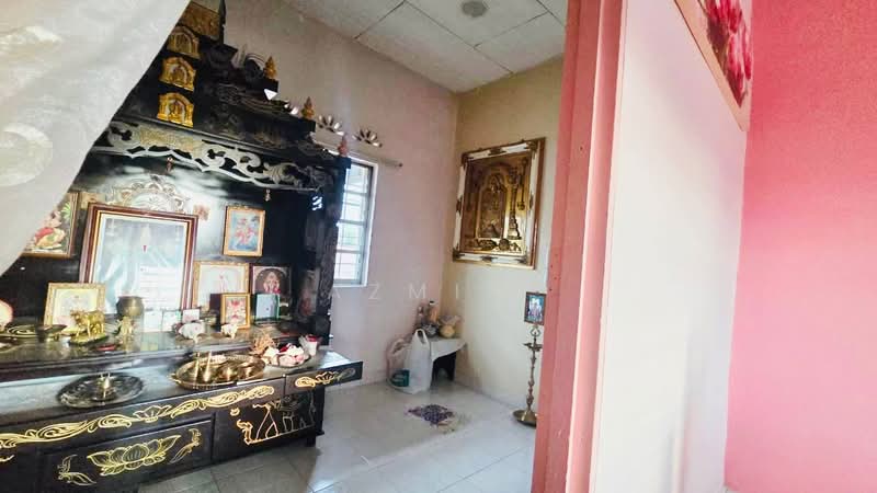 1.5-storey Terraced House for Sale in Kapar (Selangor) - Azmi . - PropertyGuru.com.my