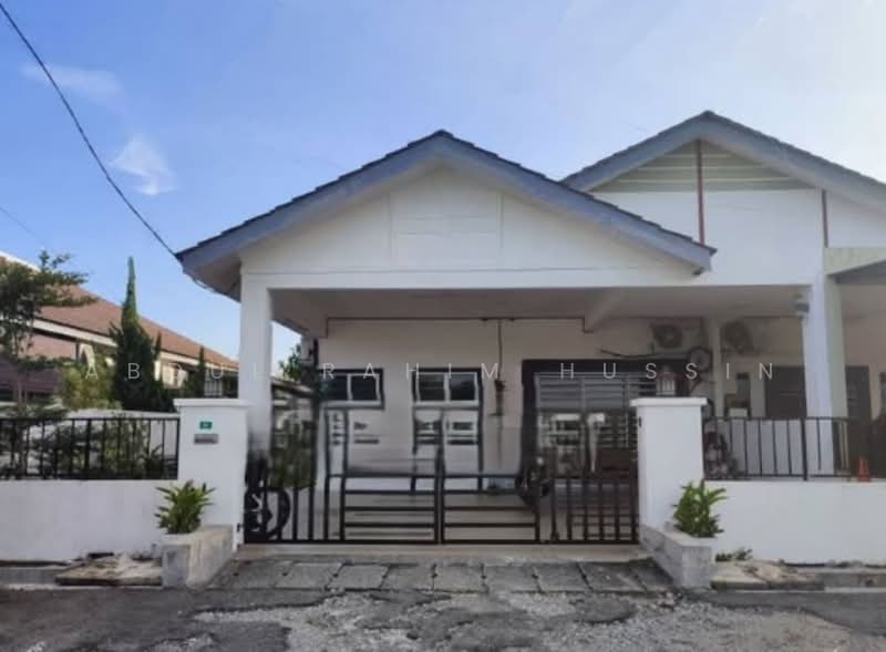 Semi-Detached House for Sale in Tapah (Perak) - Abdul Rahim Hussin - Exterior - PropertyGuru.com.my