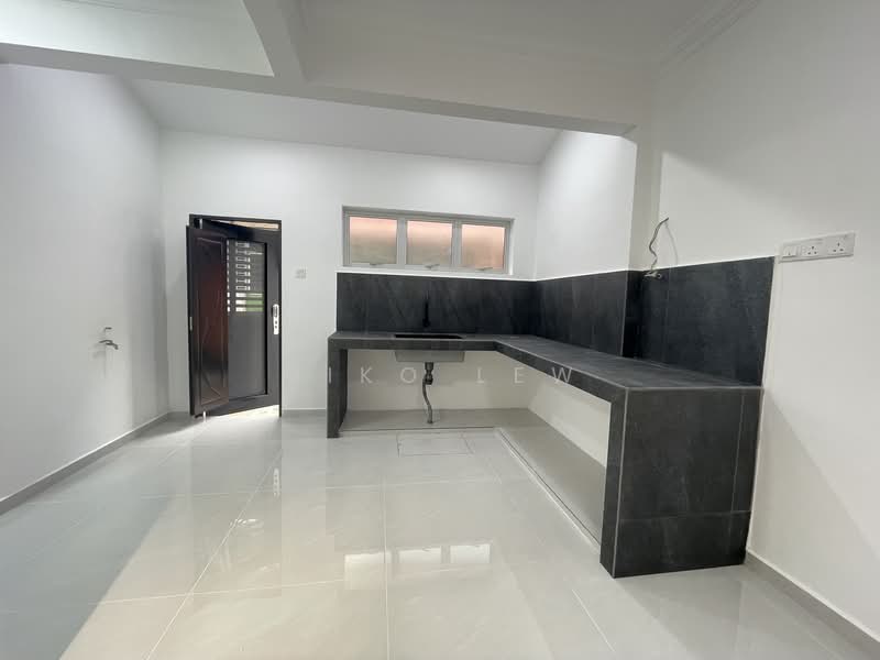 Rumah Teres 2 Tingkat untuk Dijual di Bandar Sungai Long (Selangor) - Miko Lew - PropertyGuru.com.my