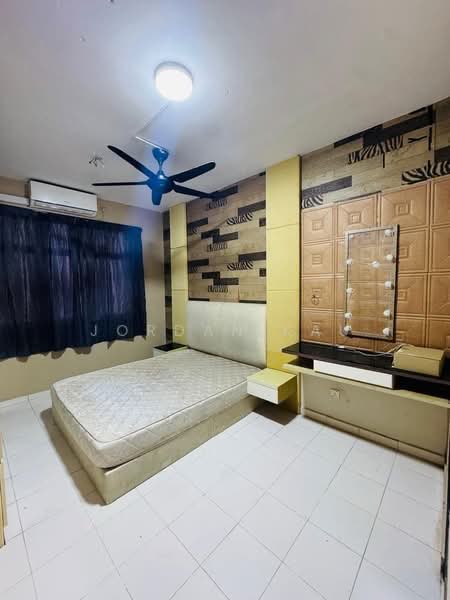 Service Residence for Rent at TriTower Residence @ Johor Bahru Sentral - Jordan Kau - Bedroom - PropertyGuru.com.my