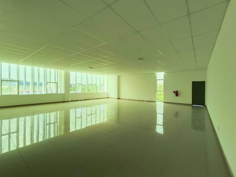 Kilang untuk Dijual di Taman Desa Cemerlang (Ulu Tiram) - Tom Chiew - Interior - PropertyGuru.com.my