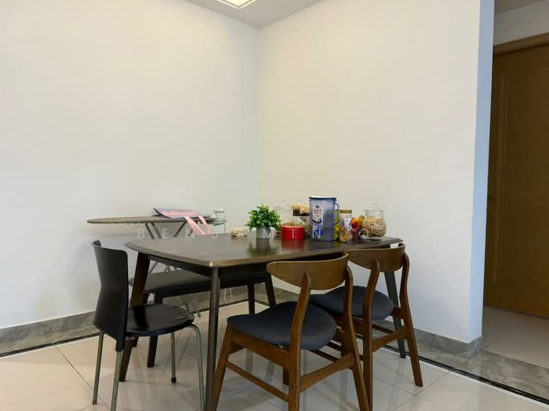 Service Residence for Rent at R&F Princess Cove Phase 1 - Benjamin Oh - Dining Room - PropertyGuru.com.my