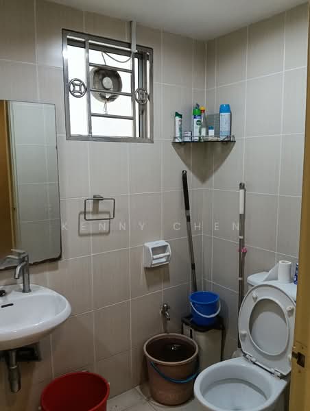 Kondominium untuk Dijual di Sering Akasia - Kenny Chen - Bathroom - PropertyGuru.com.my