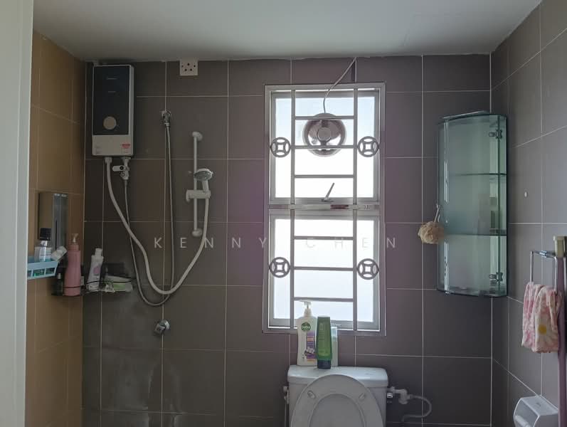 Kondominium untuk Dijual di Sering Akasia - Kenny Chen - Bathroom - PropertyGuru.com.my