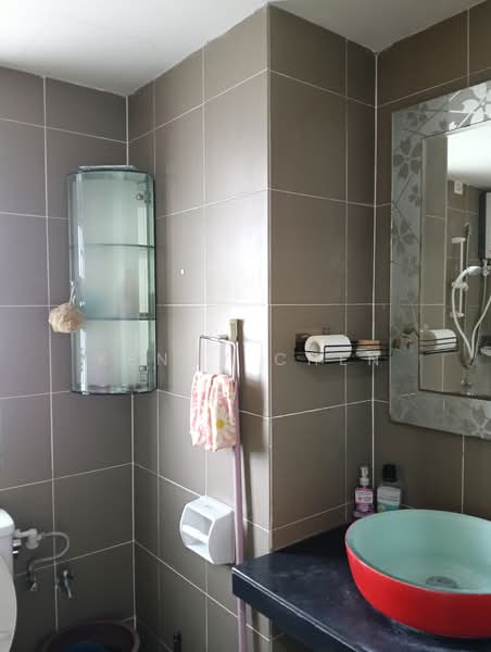 Kondominium untuk Dijual di Sering Akasia - Kenny Chen - Bathroom - PropertyGuru.com.my