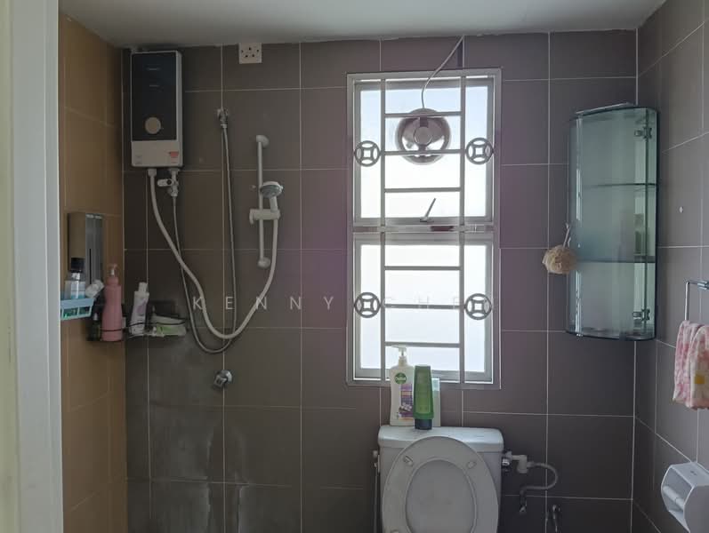 Kondominium untuk Dijual di Sering Akasia - Kenny Chen - Bathroom - PropertyGuru.com.my