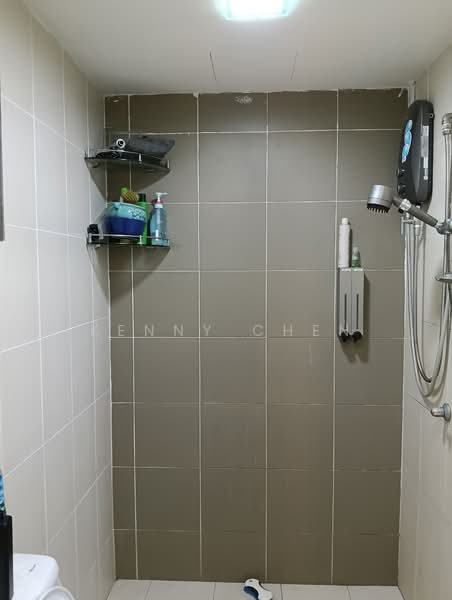 Kondominium untuk Dijual di Sering Akasia - Kenny Chen - Bathroom - PropertyGuru.com.my
