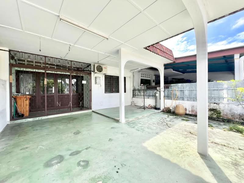 Rumah Teres 1 Tingkat untuk Dijual di Taman Sri Jelok (Kajang) - Nafis Hashim - Exterior - PropertyGuru.com.my