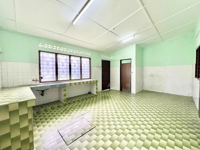 Rumah Teres 1 Tingkat untuk Dijual di Taman Sri Jelok (Kajang) - Nafis Hashim - Kitchen - PropertyGuru.com.my