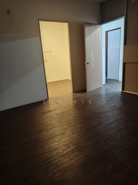 Kedai untuk Disewa di Taman Daya (Johor Bahru) - Sin Yie - Interior - PropertyGuru.com.my