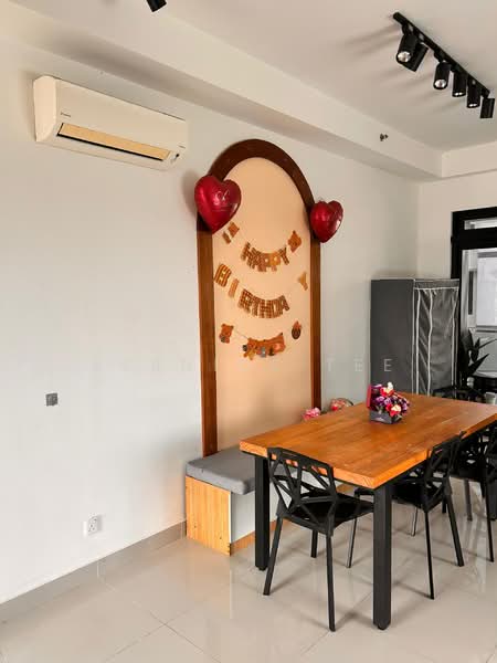 Service Residence for Rent at Meridin Suites @ The Meridin - Bernice Tee - Dining Room - PropertyGuru.com.my