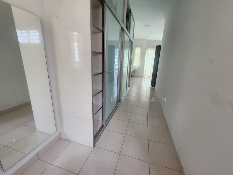 2.5-storey Terraced House for Rent in Sungai Ara (Penang) - Pauline Tan - Corridor - PropertyGuru.com.my