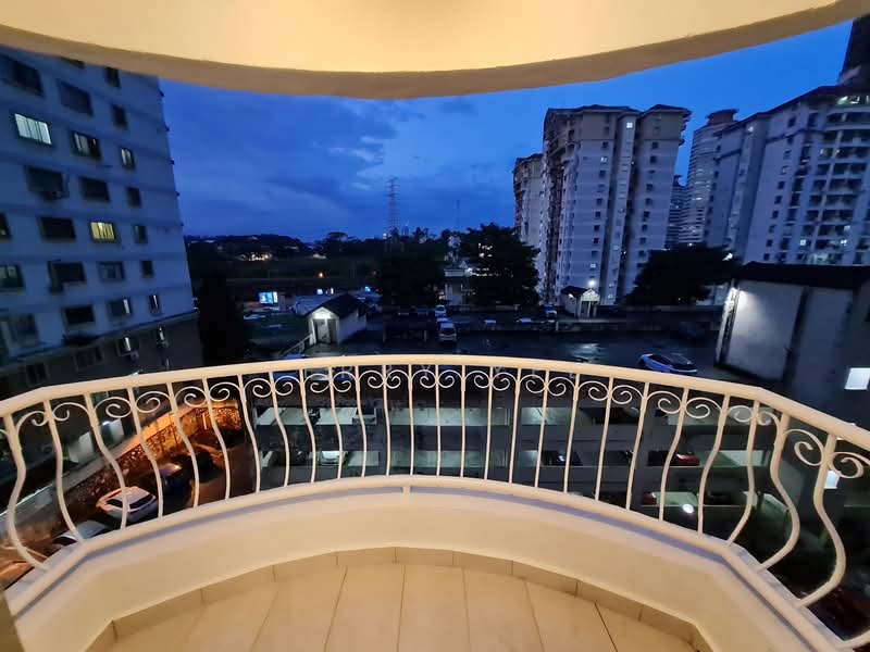 Pangsapuri untuk Disewa di Vista Angkasa - Terry Yee - Balcony - PropertyGuru.com.my