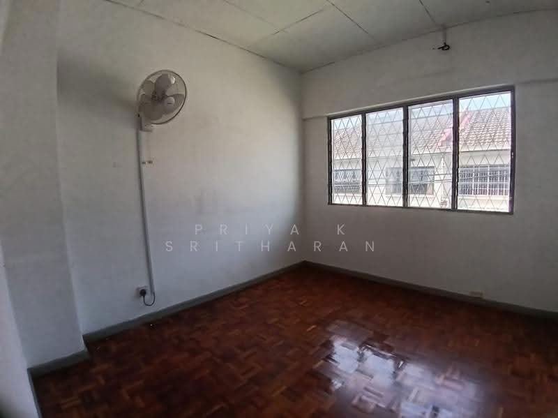 Rumah Teres 2-Tingkat untuk Dijual di Bandar Sunway (Sunway) - Priya K Sritharan - Interior - PropertyGuru.com.my