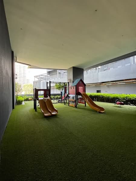 Servis Apartment untuk Dijual di Star Residences Two - Yong Jun - Exterior - PropertyGuru.com.my