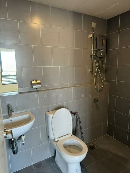 Service Residence for Sale at Flexis @ One South - Mark Lee - Bathroom - PropertyGuru.com.my