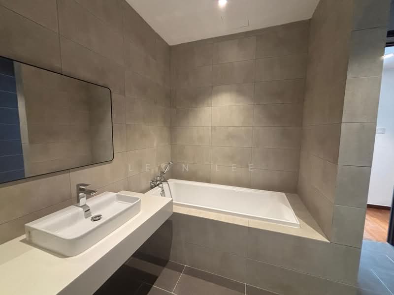 Kondominium untuk Disewa di Picasso Residence - Leon Lee - Bathroom - PropertyGuru.com.my