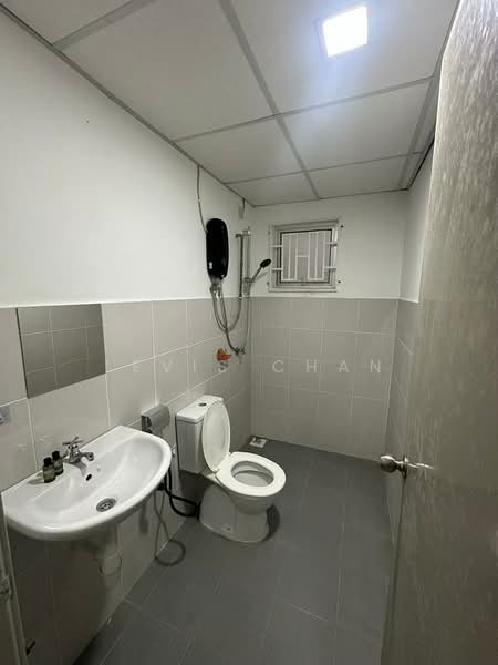 Condominium for Rent at 1 Razak Mansion - Levis Chan - Bathroom - PropertyGuru.com.my