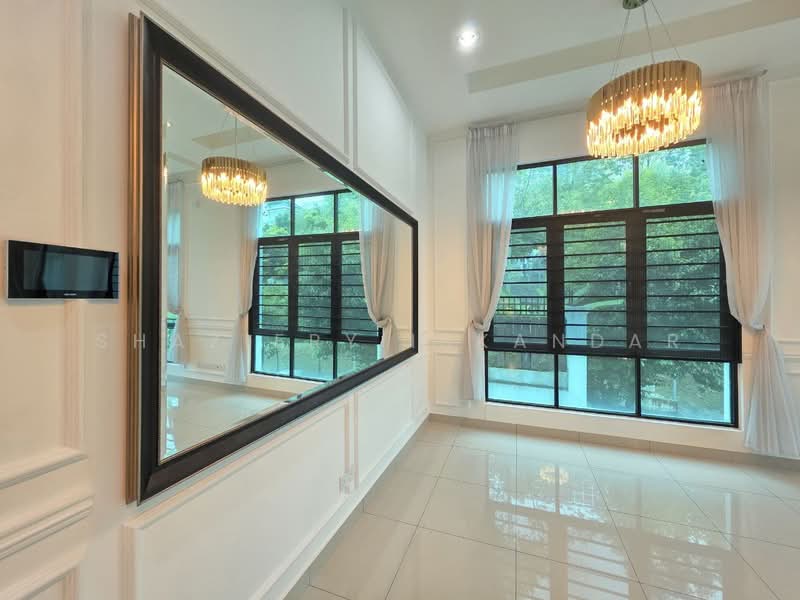 Rumah Berkembar untuk Dijual di Taman Melawati (Ulu Kelang) - Shaziery Iskandar - Living Room - PropertyGuru.com.my