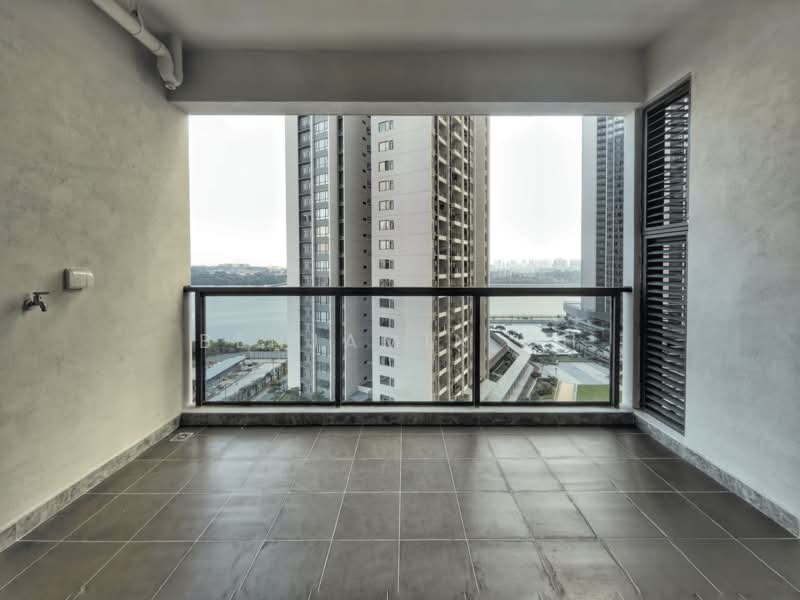 Kondominium untuk Disewa di R&F Princess Cove Phase 2-Seine Region - Benjamin Oh - Balcony - PropertyGuru.com.my