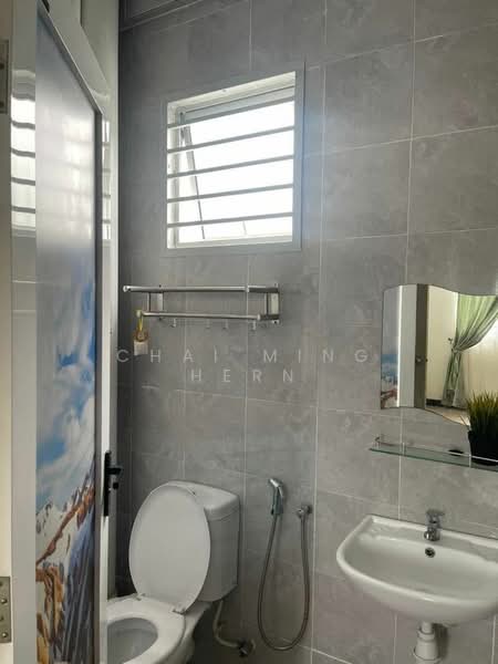 Pangsapuri untuk Disewa di Pangsapuri Putra Impian - Chai Ming Hern - Bathroom - PropertyGuru.com.my