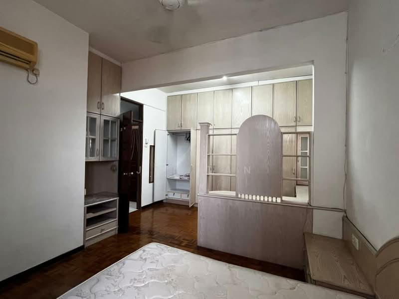 Pangsapuri untuk Dijual di Desa Pulau Tikus - Jan Tan - Bedroom - PropertyGuru.com.my