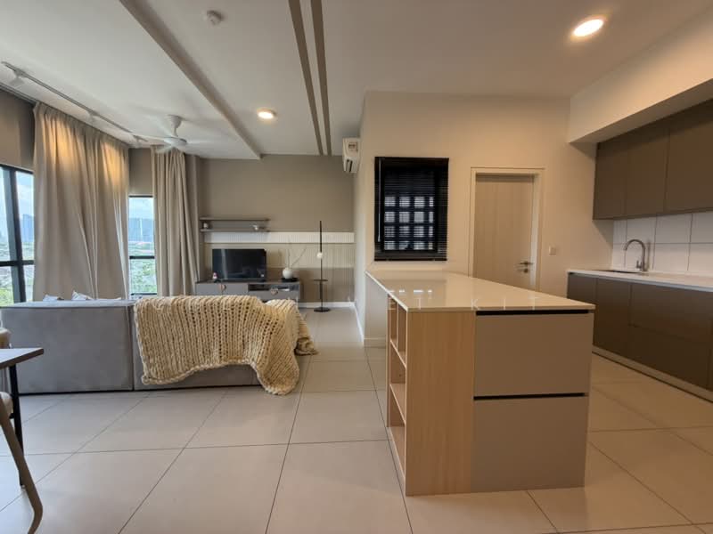 Servis Apartment untuk Disewa di Maya Ara Residences - Cheah Wei Kit - Living Room - PropertyGuru.com.my