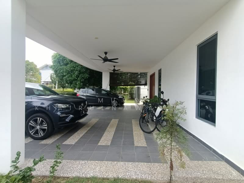Rumah Banglo untuk Dijual di Cyberjaya (Selangor) - Muhd Khairulnawawi Kamaruddin - Car Park - PropertyGuru.com.my