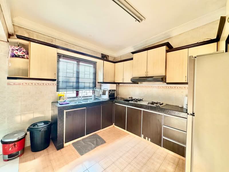 2-storey Terraced House for Sale in Seksyen 5 (Kota Damansara) - Faisal Abu Omar - Kitchen - PropertyGuru.com.my