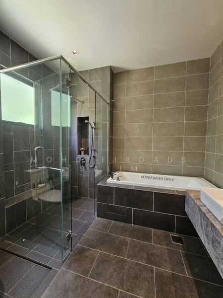 Rumah Berkembar untuk Dijual di Hulu Langat (Selangor) - Mohd Firdaus Salim - Bathroom - PropertyGuru.com.my
